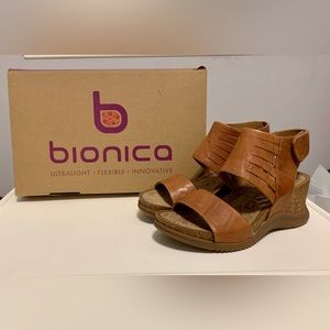 Bionica Gracen Wedge Sandals